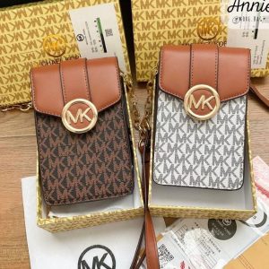 import placeholder for v00000378