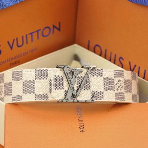 import placeholder for v00001070