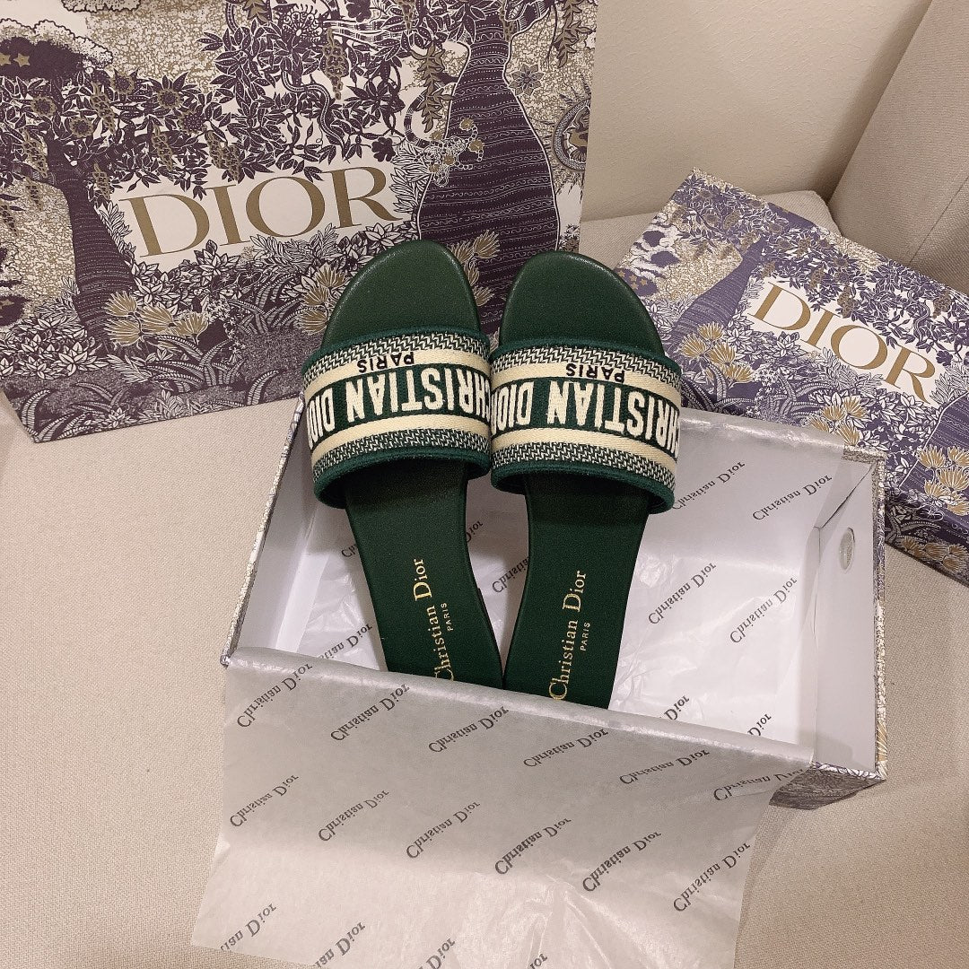 classic women's solid color embroidery slippers classic women's solid color embroidery slippers