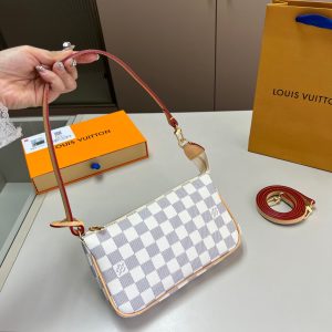 import placeholder for v00000347