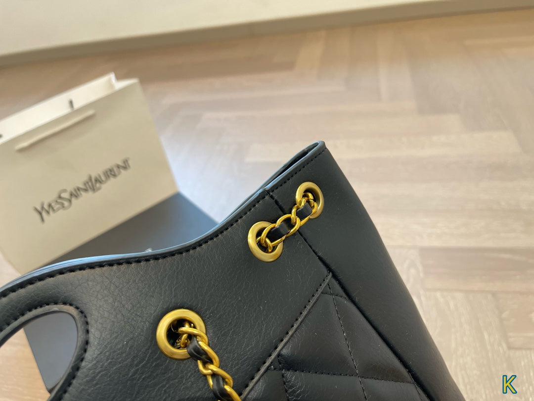 yves saint laurent (ysl)louis vuitton (lv) saint laurent new shopping tote bag 25x27cm yves saint laurent (ysl)louis vuitton (lv) saint laurent new shopping tote bag 25x27cm