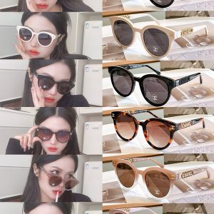 import placeholder for v00001728