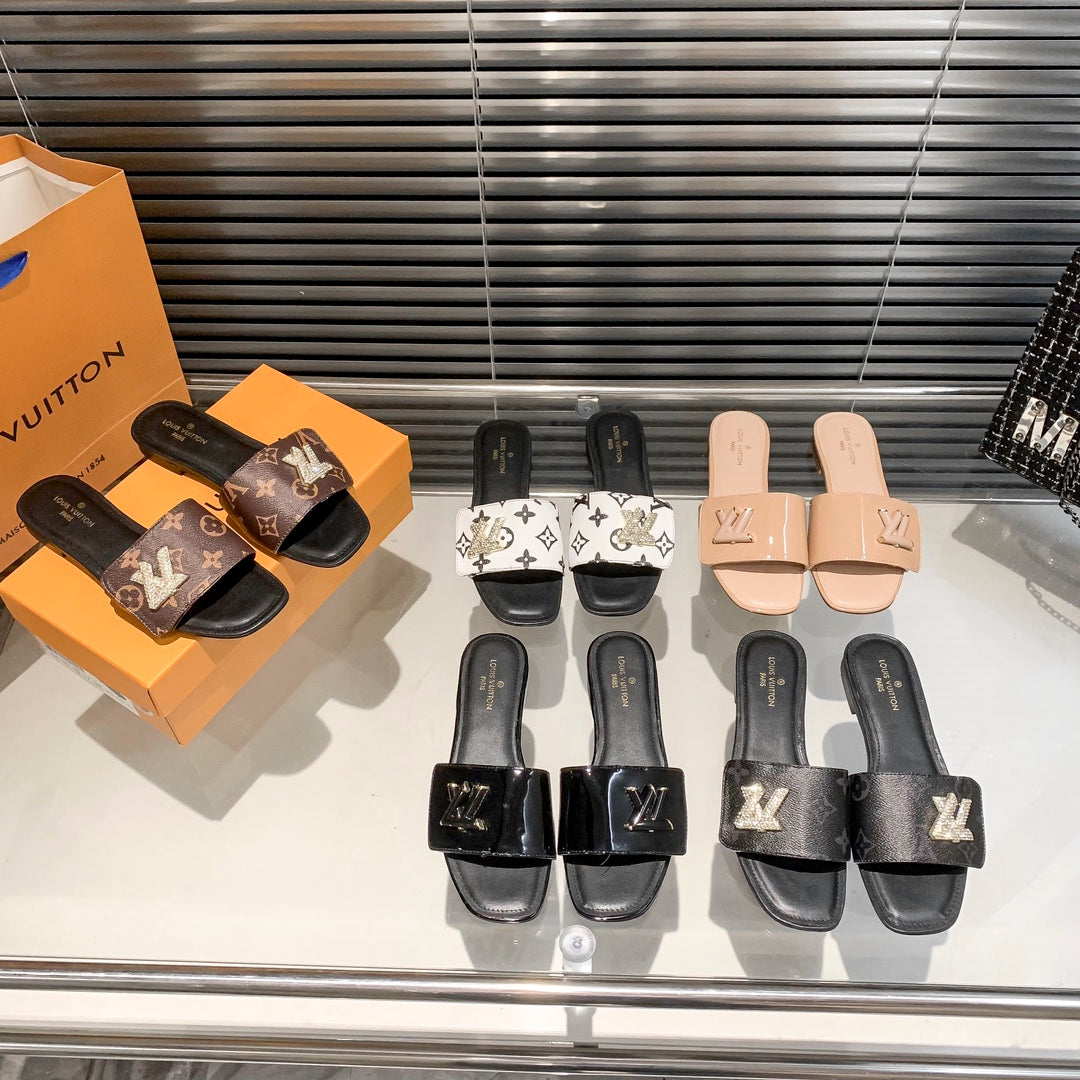 new embossed diamond velcro flat slippers new embossed diamond velcro flat slippers