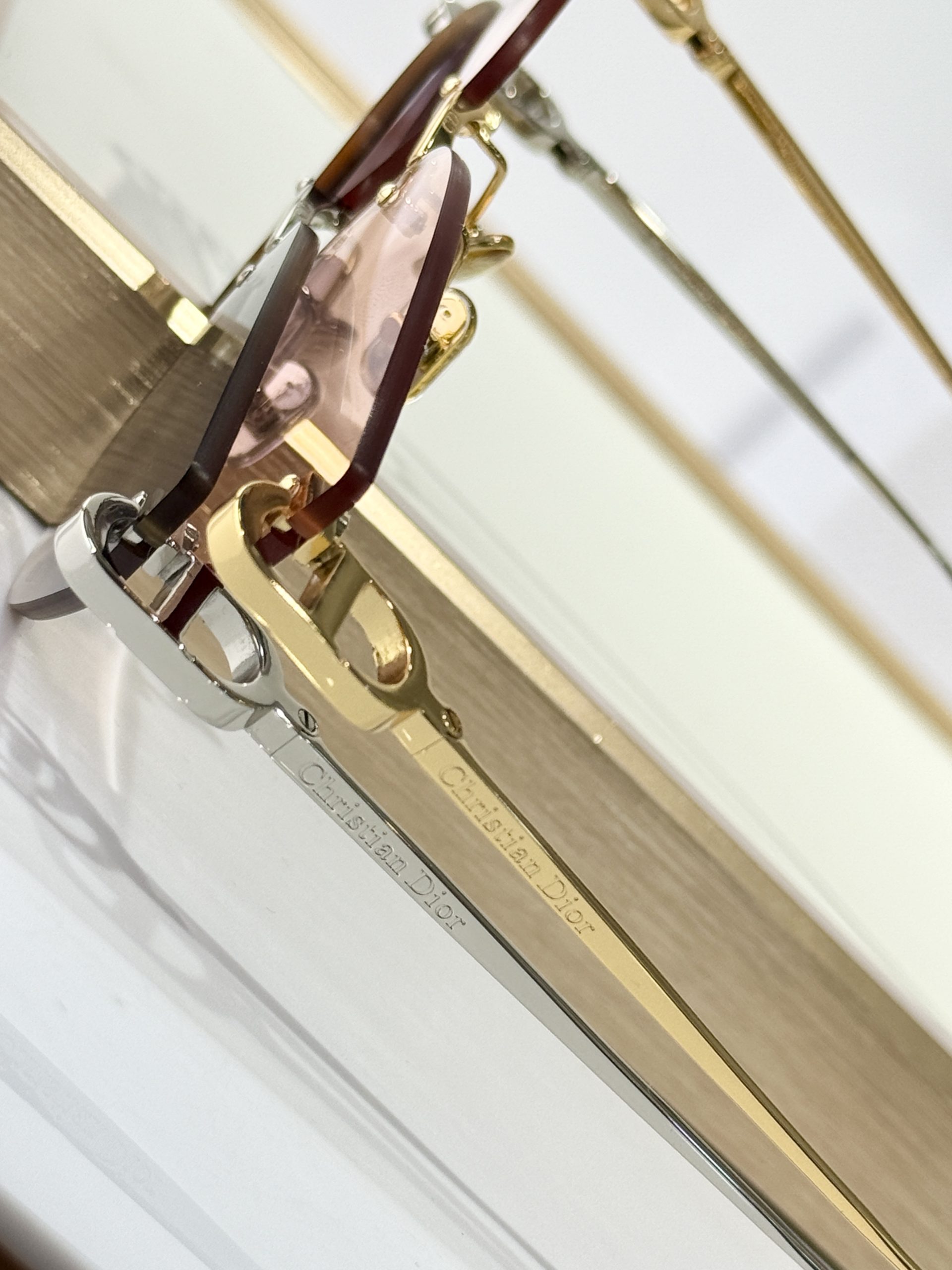 di*r eyewear size: 57 14 135 di*r eyewear size: 57 14 135