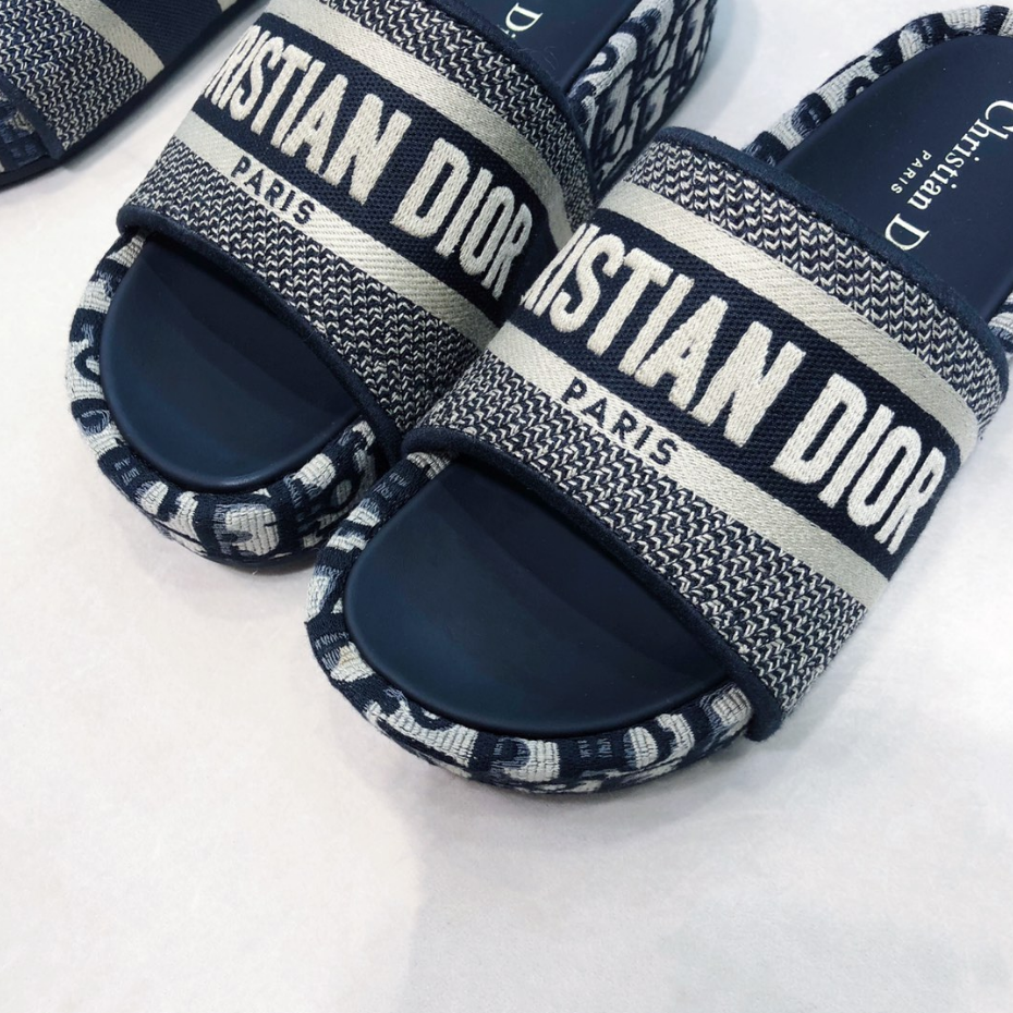 classic embroidered platform slippers classic embroidered platform slippers