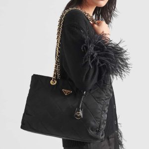 import placeholder for v00000437