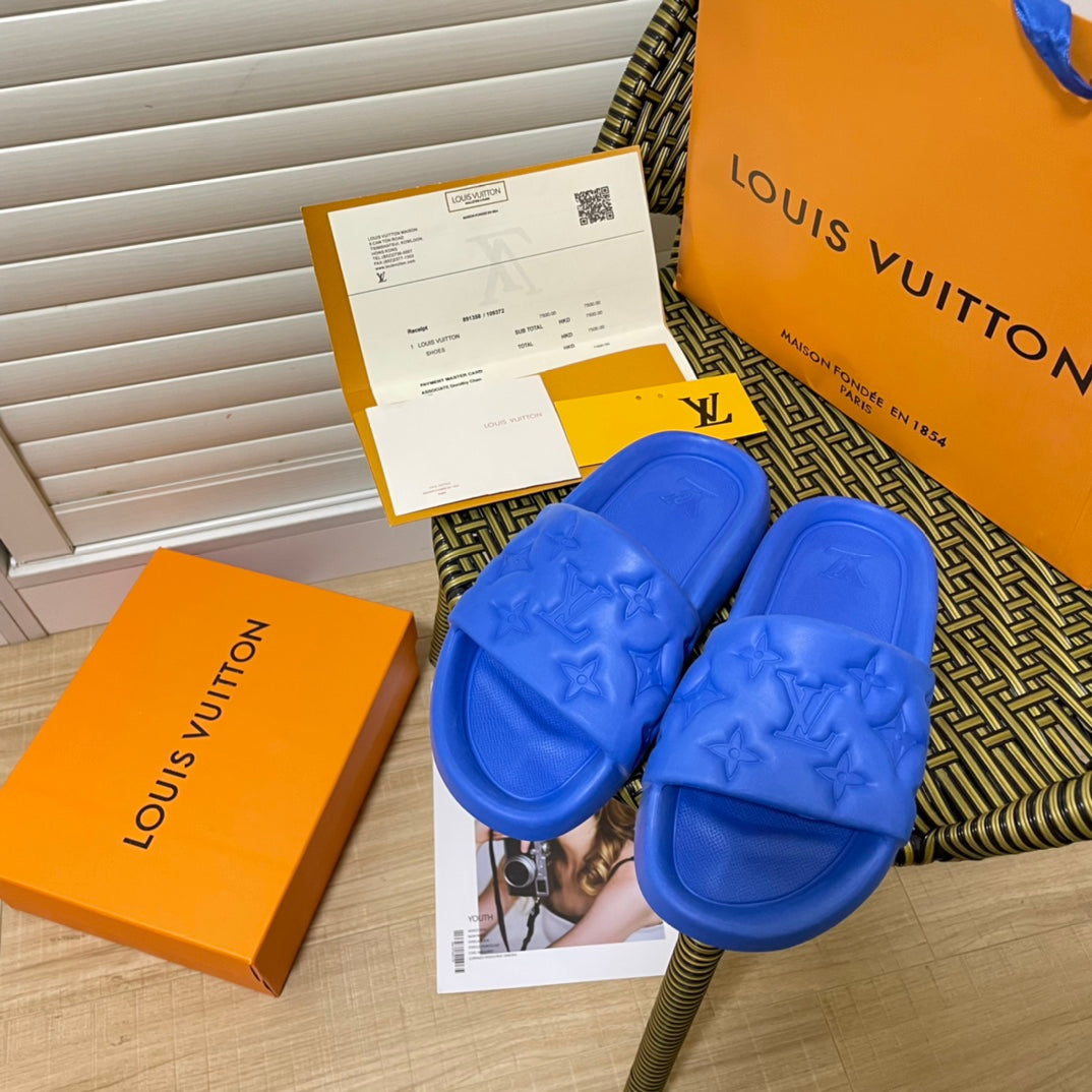 fashion embossed couple slippers fashion embossed couple slippers