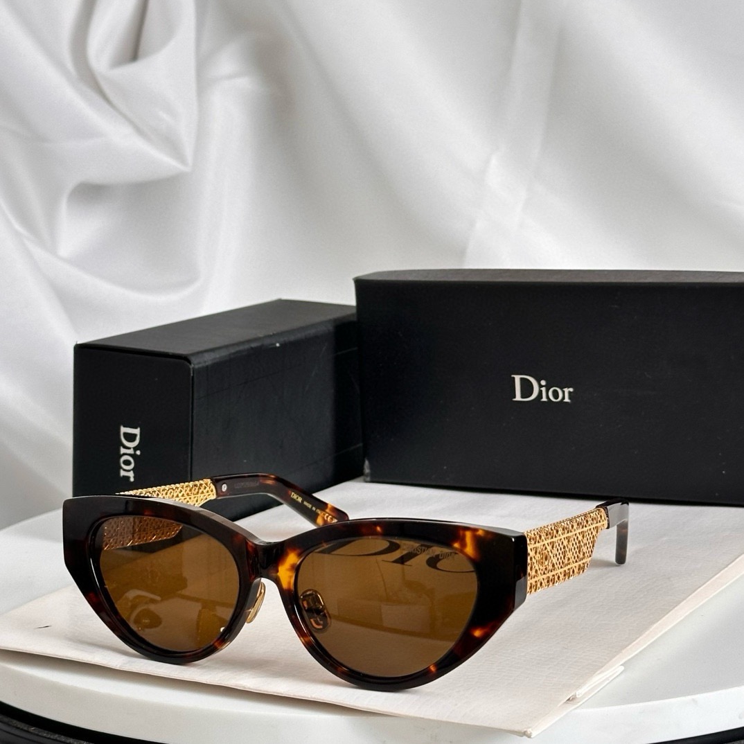 di*r eyewear size: 56 17 145 di*r eyewear size: 56 17 145
