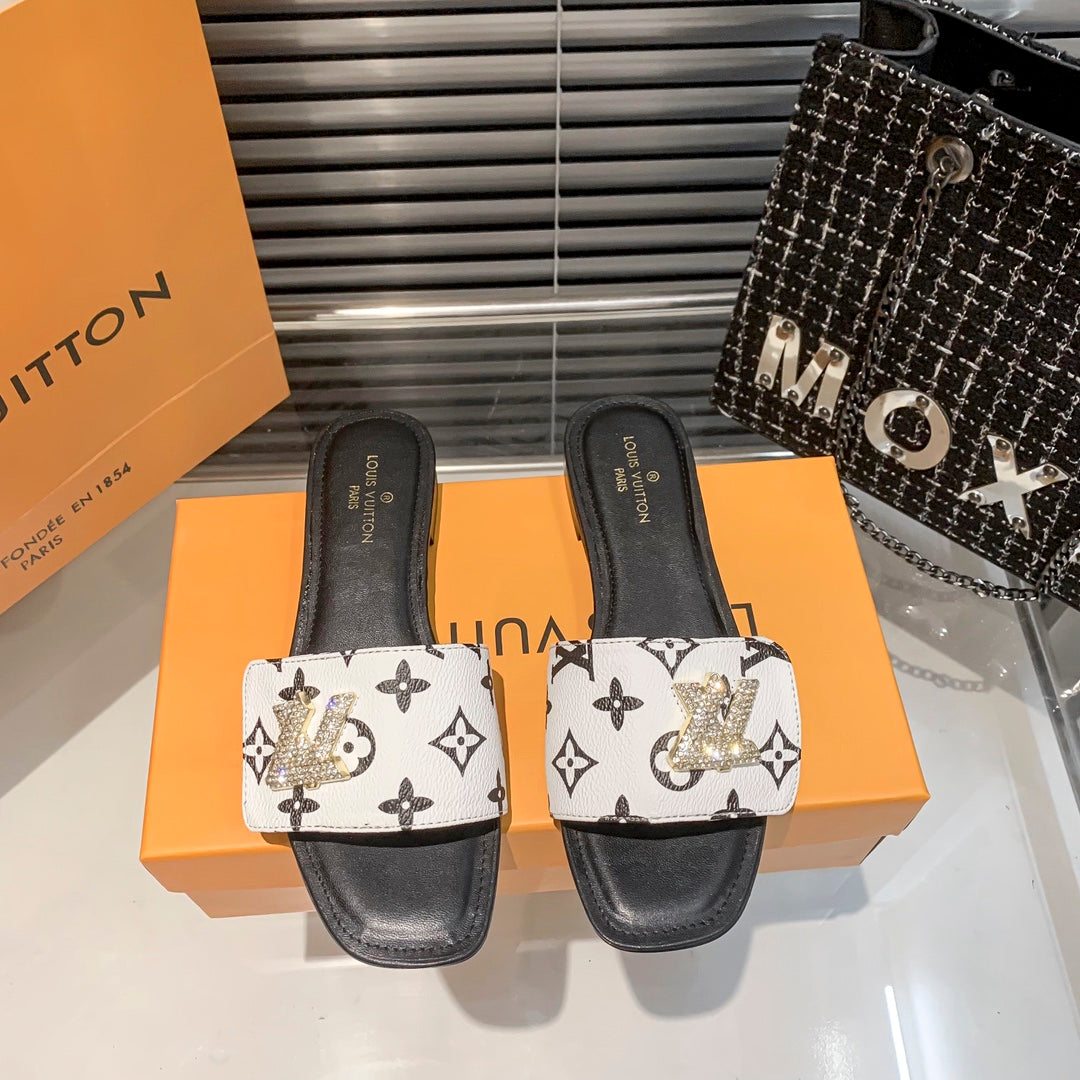 new embossed diamond velcro flat slippers new embossed diamond velcro flat slippers