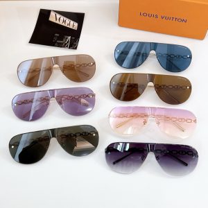 import placeholder for v00001557