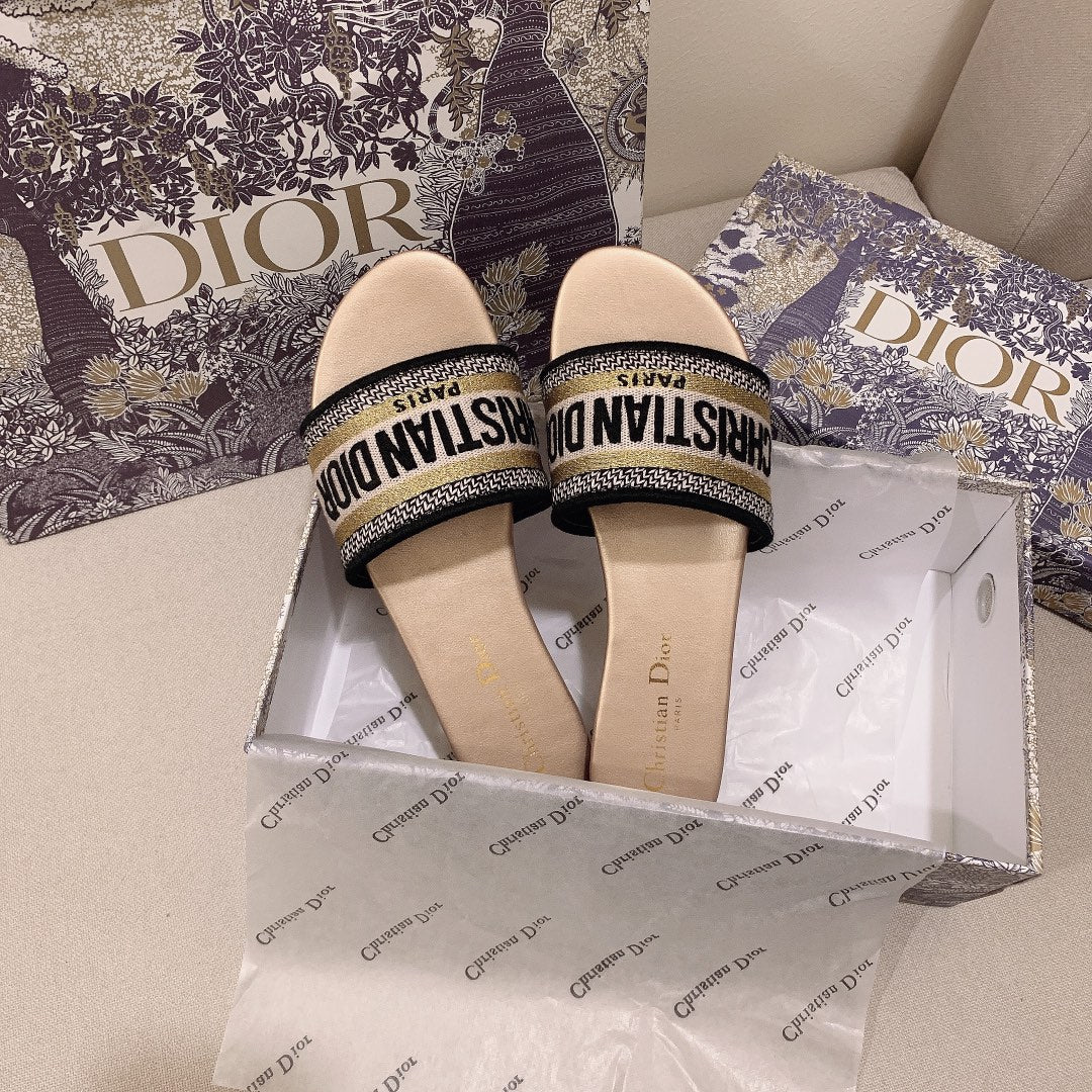 classic women's solid color embroidery slippers classic women's solid color embroidery slippers