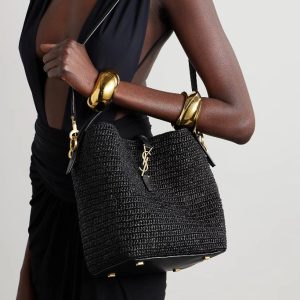 import placeholder for v00000455