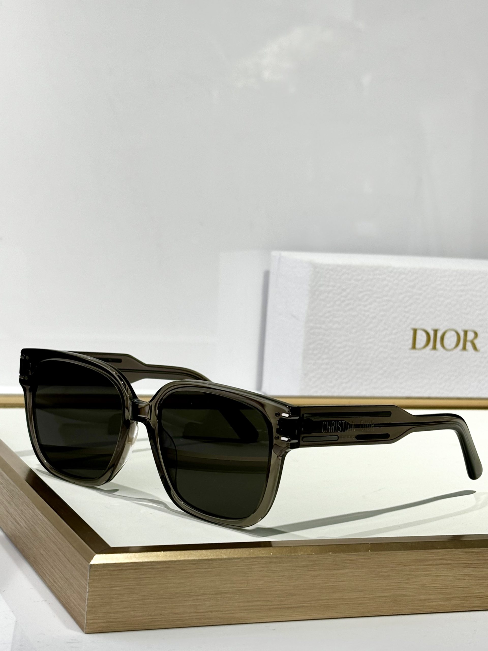 di*r eyewear size: 56 17 145 di*r eyewear size: 56 17 145