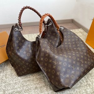 import placeholder for v00000277