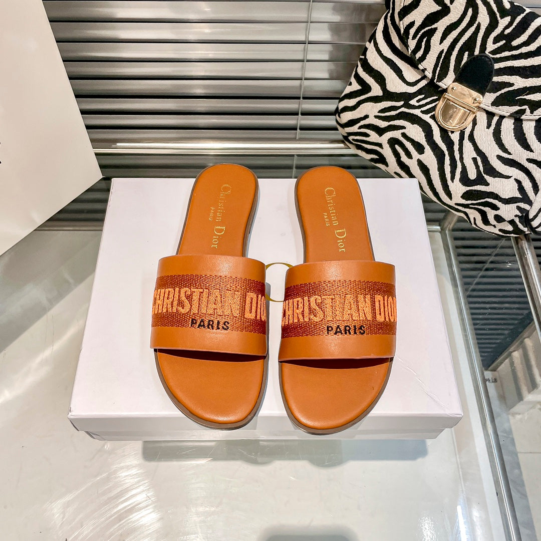 solid colors calfskin and embroidered cotton slippers solid colors calfskin and embroidered cotton slippers