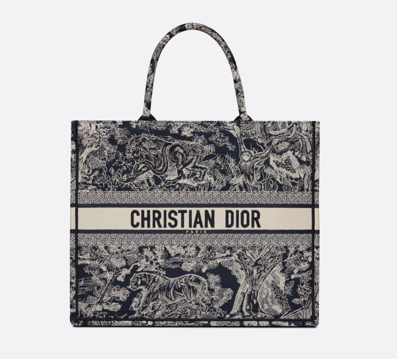 d medium book tote size : 36 x 27.5 x 16.5 cm d medium book tote size : 36 x 27.5 x 16.5 cm