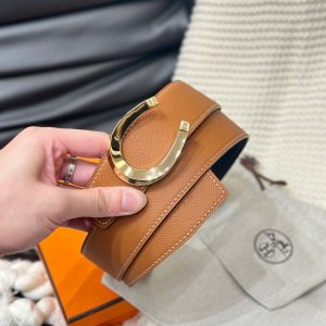 import placeholder for v00001843